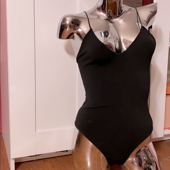 Forever 21 Tops - ✨ Plunge Dressy Bodysuit